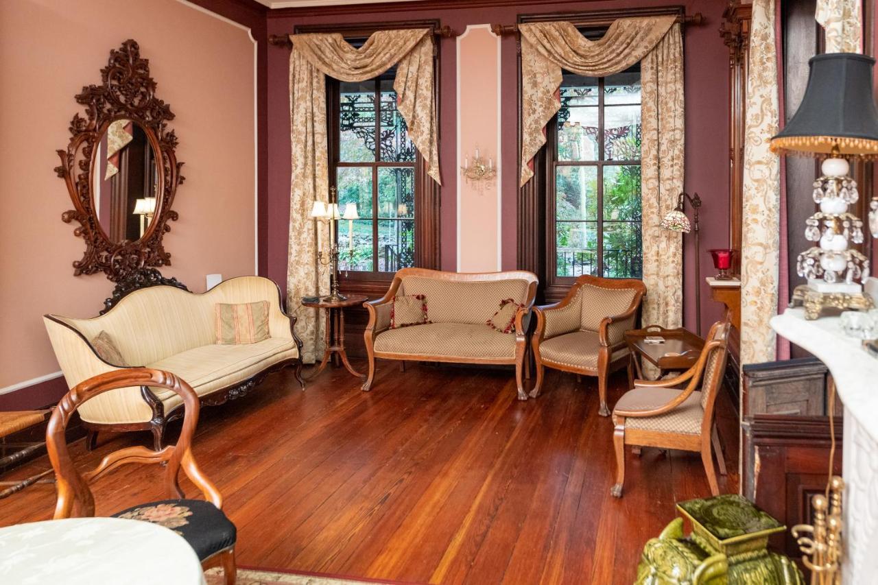 Faunbrook Bed & Breakfast (Adults Only) West Chester Exterior photo