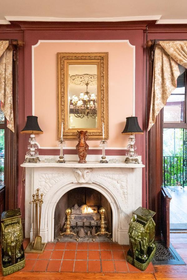 Faunbrook Bed & Breakfast (Adults Only) West Chester Exterior photo