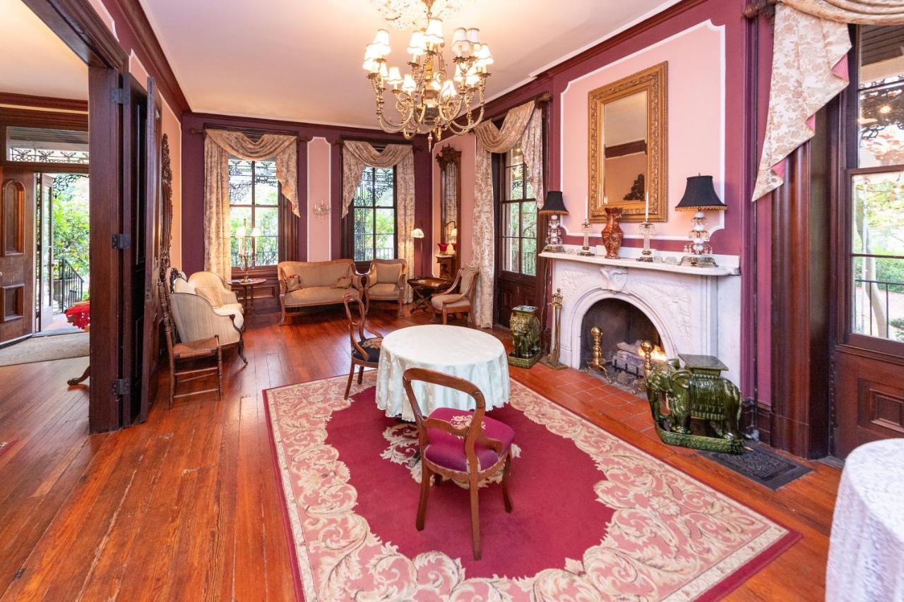 Faunbrook Bed & Breakfast (Adults Only) West Chester Exterior photo